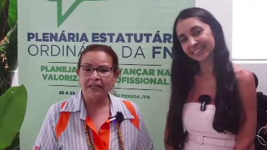 Renata Correa palestra sobre a importância da enfermagem na Atenção Primária 