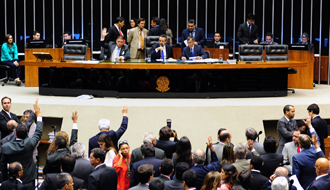 PLENÁRIO APROVA ORÇAMENTO IMPOSITIVO EM 2º TURNO; FALTA VOTAR DESTAQUE