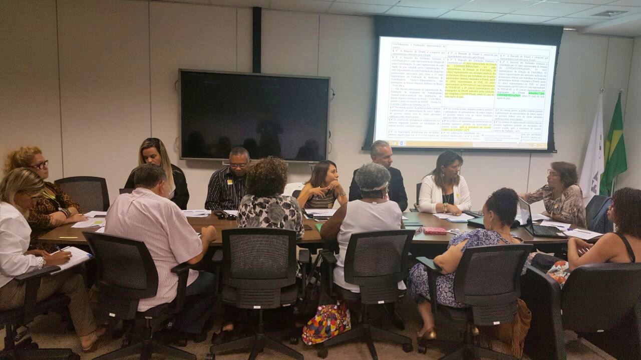 SEEPE participa de reunião da Mesa Nacional de Negociação da Ebserh